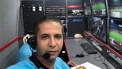 محمود عاشور حكم VAR في مباراة بايرن ميونخ وأوكلاند سيتي بكأس العالم للأندية