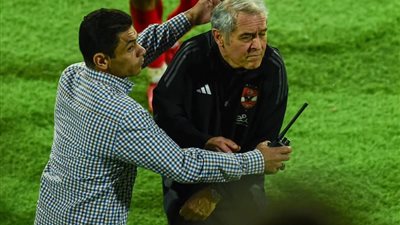 كولر يرحل عن الأهلى و يودع اللاعبين بعد الإخفاق الأفريقي 