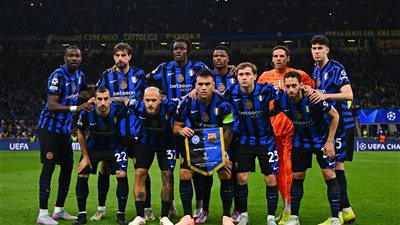 لاوتارو مارتينيز يسجل هدف إنتر ميلان الأول في شباك برشلونة 