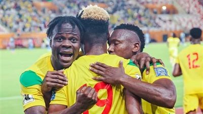 انتهاء الشوط الأول بتقدم سيراليون على تنزانيا بهدف بكأس أمم إفريقيا للشباب