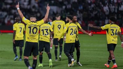 تشكيل مباراة الاتحاد والرائد في الدوري السعودي.. غياب بنزيما وعودة بيرجوين