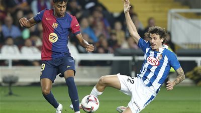 تشكيل مباراة برشلونة وإسبانيول في الدوري الإسباني.. عودة ليفاندوفسكي