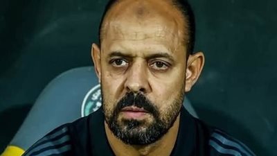 عماد النحاس يُحدد ثنائي دفاع الأهلي ضد البنك الأهلي في الدوري المصري