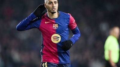 موقف رافينيا من قيادة هجوم برشلونة في الكلاسيكو أمام ريال مدريد