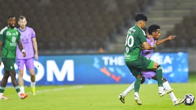 الأهلي يستعيد نغمة الانتصارات في الدوري السعودي.. ويزاحم النصر على كأس السوبر