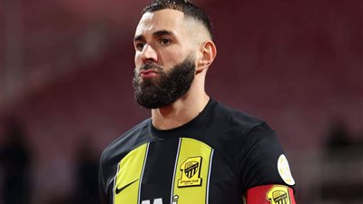 تقارير: اتحاد جدة السعودي يرغب في تجديد عقد كريم بنزيما