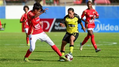 الأهلي يتفوق على وادي دجلة ويتوج بلقب كأس مصر للكرة النسائية لأول مرة
