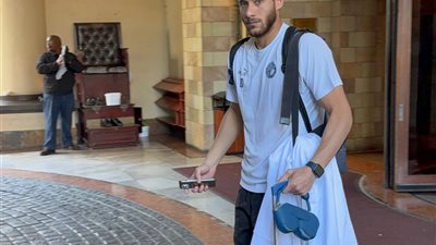 بعثة بيراميدز تغادر فندق الأقامة وتتوجه لملعب المباراة لمواجهة صن داونز