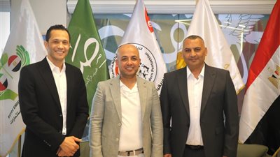 المصرية الاماراتية تتعاقد مع عبد الحليم علي وحبيب لدعم دورها في اكتشاف المواهب الرياضية