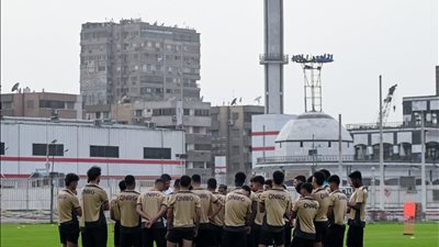 جلسة بين لجنة التخطيط وحسين لبيب لحسم صفقات الزمالك