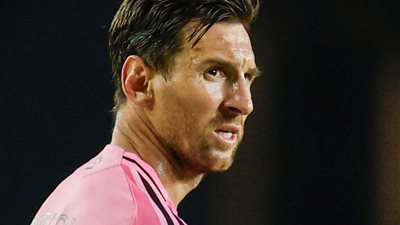 شبح ليونيل ميسي يعود إلى الدوري السعودي.. هل يغيب عن مباراة الأهلي؟