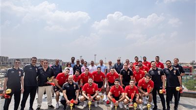 بعد السداسية التاريخية.. الأهلي يكرم فريق كرة اليد ويودع ستيفان مادسن