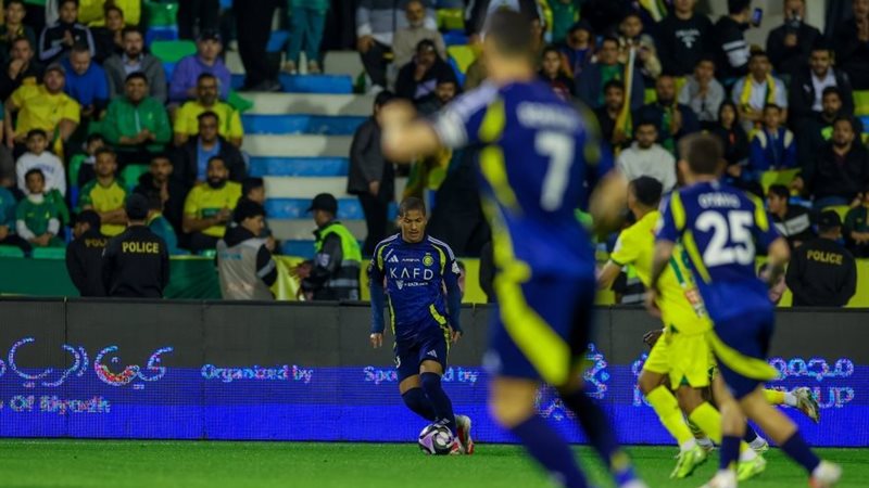 النصر ضد الخليج