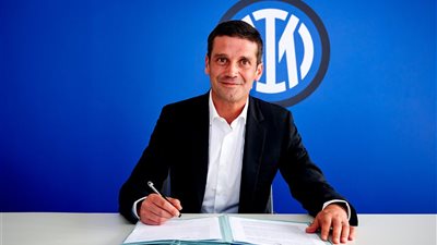 رسمياً.. إنتر ميلان يعين كريستيان كيفو مديراً فنياً خلفاً لإنزاجي