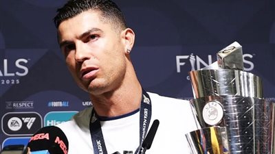 رونالدو يحتفل مع جورجينا بعد تتويج البرتغال بكأس الأمم الأوروبية 