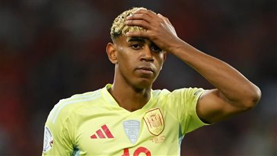 بعد لامين يامال.. إصابة لاعب جديد من برشلونة في منتخب إسبانيا