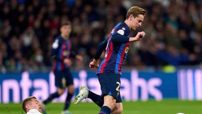 برشلونة يتحرك لتجديد عقد دي يونج وتغيير وكيله يفتح مرحلة تفاوض جديدة