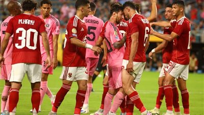 شلبي يفتح النار على لاعبي الأهلي بسبب مباراة إنتر ميامي ويستشهد بالزمالك