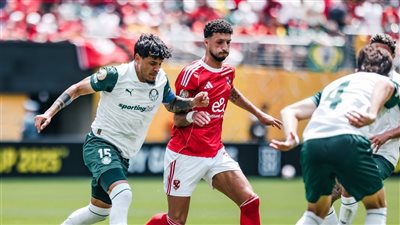 استعدادًا لرحيل وسام أبوعلي.. الأهلي يستهدف التعاقد مع مهاجم أجنبي 