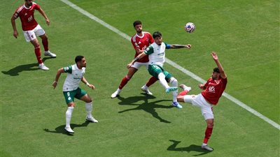 عندي عروض.. ما مصير نجم الأهلي بعد استبعاده من كأس العالم للأندية؟
