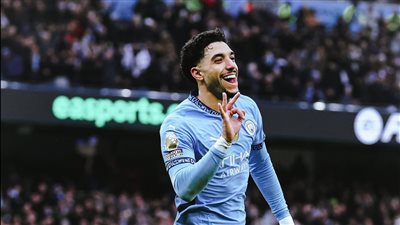 بحضور الصفقات الجديدة.. عمر مرموش يقود تشكيل مانشستر سيتي ضد الوداد