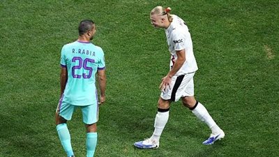 بفرمان مصري.. رامي ربيعة يورط العين مجددًا ضد مانشستر سيتي (فيديو)