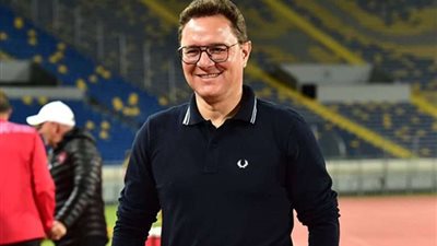 بعد تعرضه لحادث سير خطير.. تعرف على الحالة الصحية لمدرب الوداد