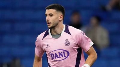 خوان جارسيا: انتقالي إلى برشلونة حلم.. وأتطلع للتتويج بالألقاب