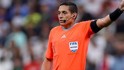 من هو خيسوس فالينزويلا حكم مباراة الهلال ومانشستر سيتي في كأس العالم للأندية 2025؟