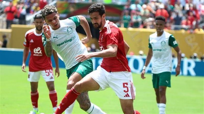 الأهلي ضد بالميراس