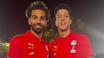 على خطى محمد صلاح.. إمام عاشور يُلهم الجماهير بصورة عن السعادة