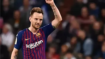 نجم برشلونة السابق يعلن تعليق حذائه والأتجاه للعمل الإداري 