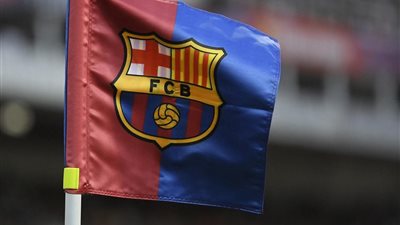 يويفا يفرض غرامات ضخمة على برشلونة وتشيلسي.. اللعب المالي النظيف يشعل الأزمات بأوروبا