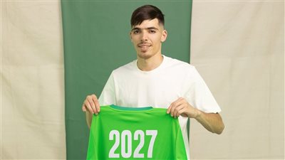 بعد تجديد عقده.. عبد الرحيم دغموم ينتظم في معسكر المصري