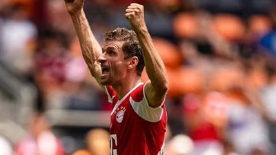 بايرن ميونخ يودع توماس مولر ببيان مؤثر