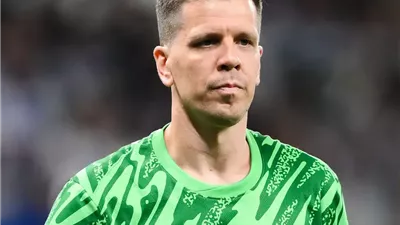 برشلونة يعلن تجديد عقد حارس الفريق حتي 2027