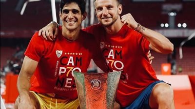 بونو يودع إيفان راكيتيتش برسالة مؤثرة بعد إعتزاله كرة القدم