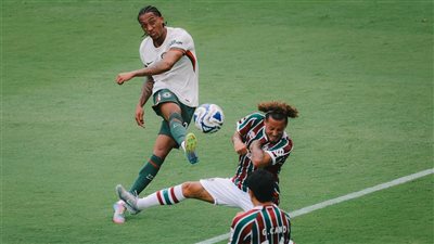 قبل لقاء تشيلسي وسان جيرمان.. ماذا تفعل الأندية الإنجليزية بنهائي كأس العالم للأندية؟