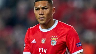 هل أنهى الزمالك التعاقد مع كارلوس فينسيوس.. مصدر يرد 