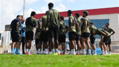 تدريبات قوية لرباعى حراسة المرمى بنادى الزمالك خلال معسكر العاصمة 