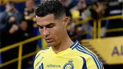 كريستيانو رونالدو يفوز بجائزة أفضل لاعب في الموسم