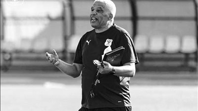الأهلي ينعي وفاة ميمي عبدالرازق مدرب المصري السابق