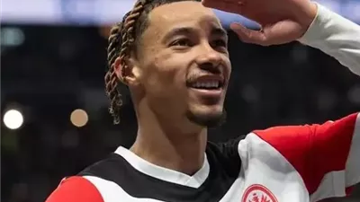 ليفربول يدخل سباق التعاقد مع مهاجم فرانكفورت لتعويض رحيل جوتا