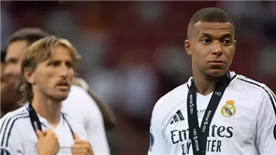 معركة في ريال مدريد.. 3 نجوم ينافسون مبابي على ميراث مودريتش