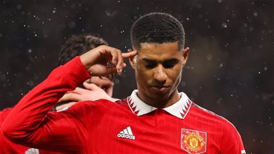 بعد سلسلة من التضحيات.. تحديد موعد تقديم راشفورد في برشلونة