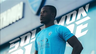 غزل المحلة يضم الدبابة.. زعيم الفلاحين يعلن التعاقد مع النيجيري سولومون ألادي