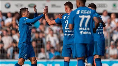 لاعب الهلال على أعتاب الانتقال إلى نيوم بعد خروجه من حسابات إنزاجي 