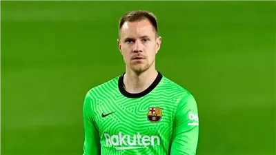 برشلونة يفاجئ تير شتيجن بقرار صادم بعد الخلاف مع الإدارة 