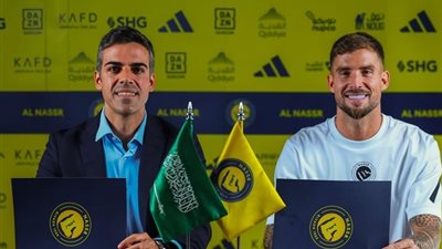 أول تعليق من مدافع برشلونة بعد انضمامه لـ النصر السعودي