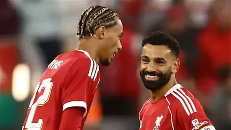 محمد صلاح وهوجو إيكيتيكي